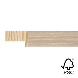 20x30mm Oak Veneer Stelvio Flat Moulding FSC